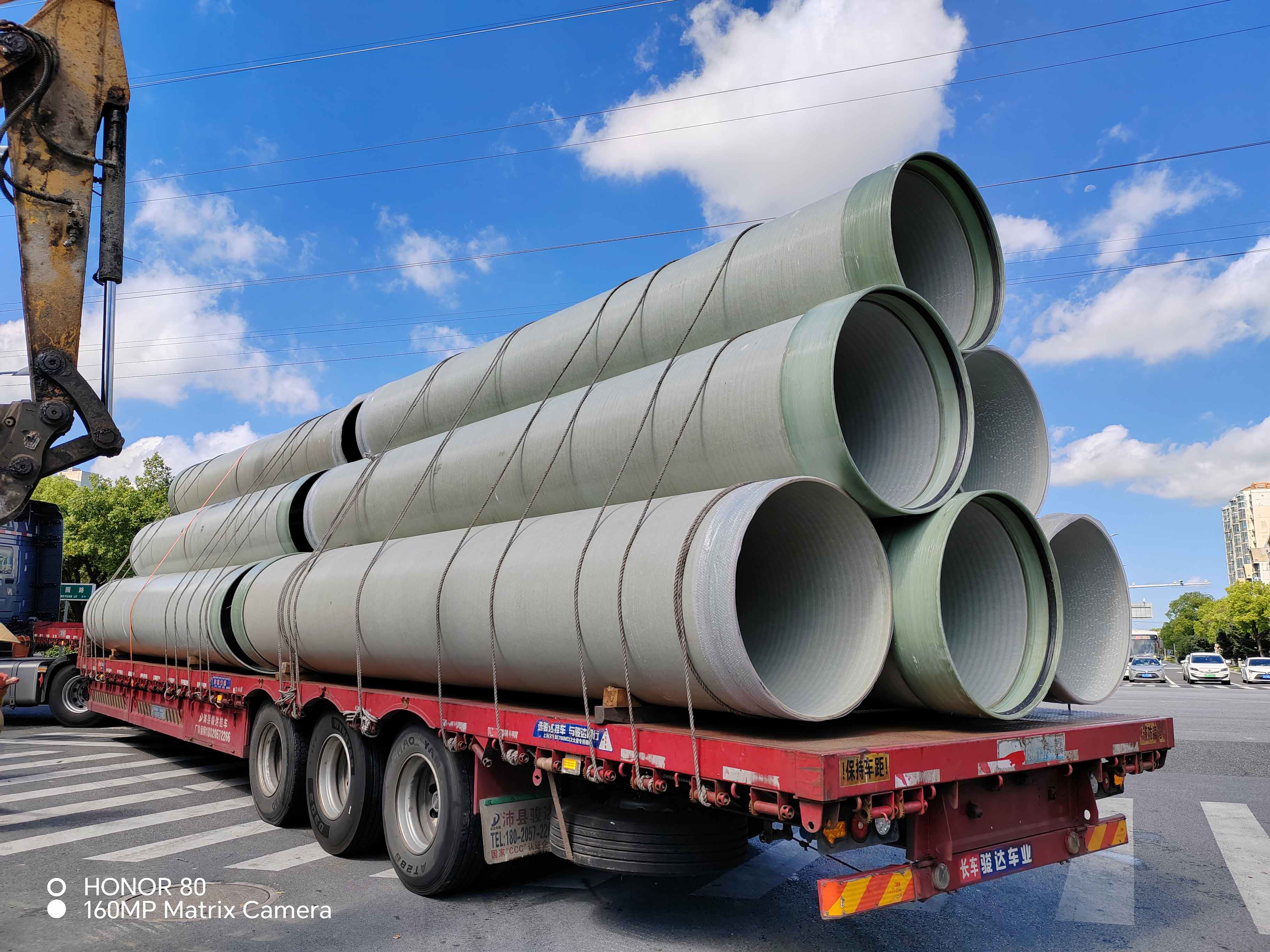 探秘“地下血管”守护者：连续缠绕玻璃钢夹砂管，凭什么成为基建新宠？